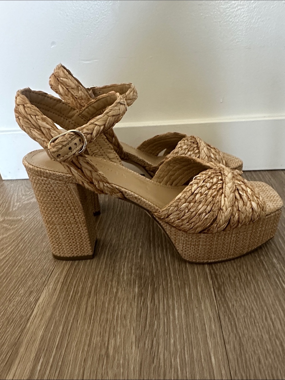 Marc Fisher Platform Heel Sandals Size 8 - Picture 4 of 8